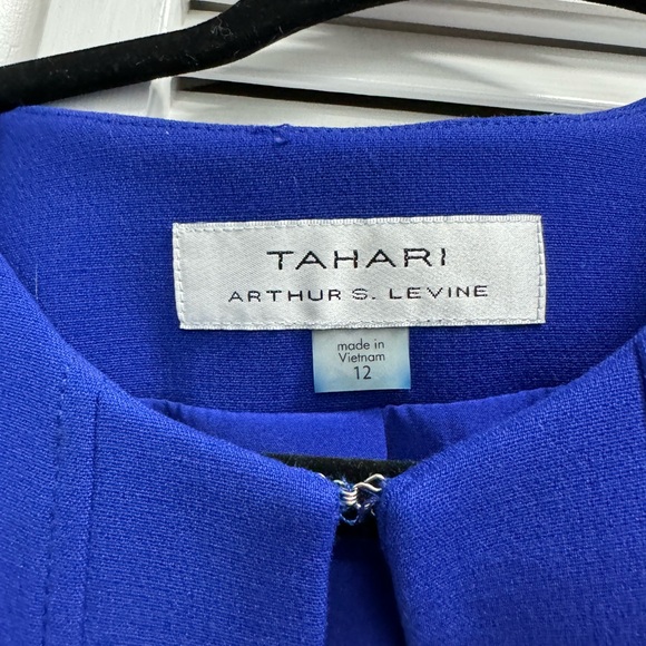 Tahari Arthur S. Levine Suit Jacket - Picture 3 of 4